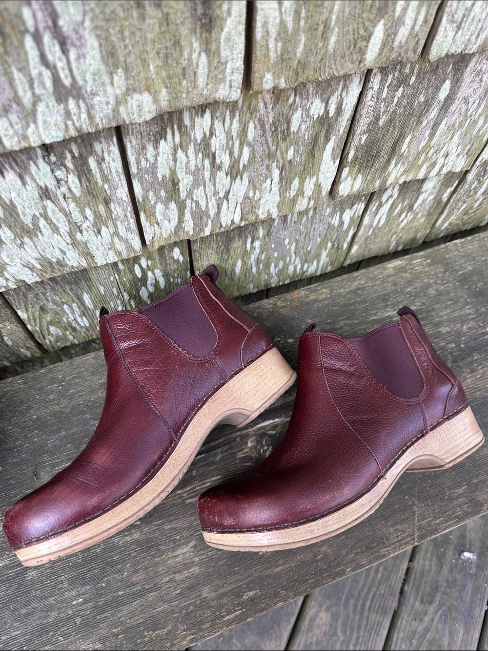 Dansko Women's Burgundy Leather Chelsea Booties Size 40 - Picture 5 of 7